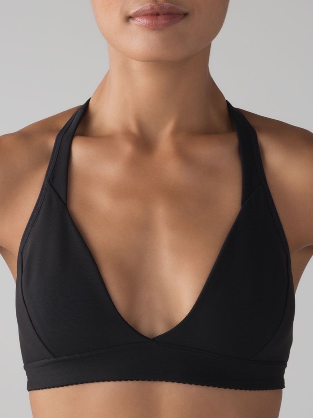 Lululemon (2023) V-Neck Sports Bra